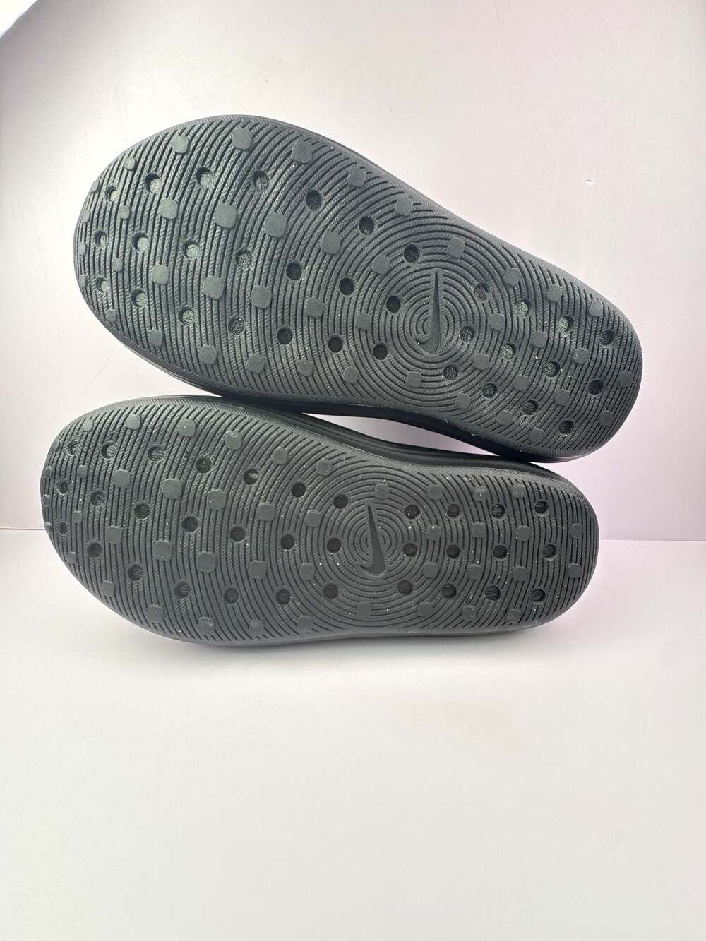 Nike Reactx Rejuven8 Black Size 11 men/12 women - Picture 6 of 7